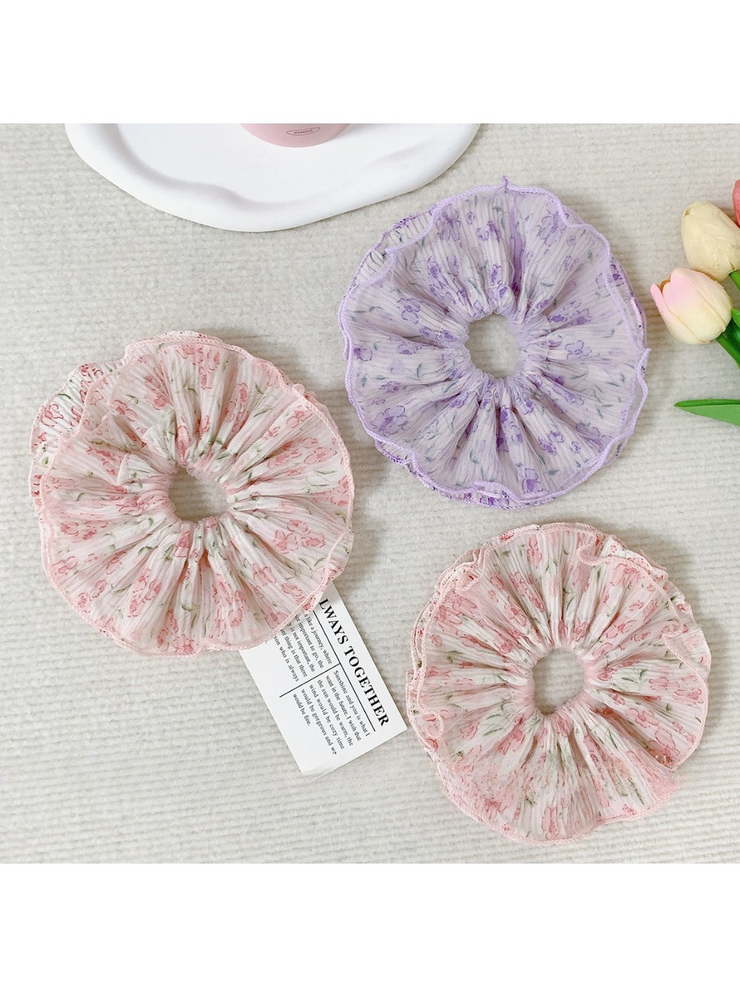 Gifty - Wrinkled Floral Hair Loop