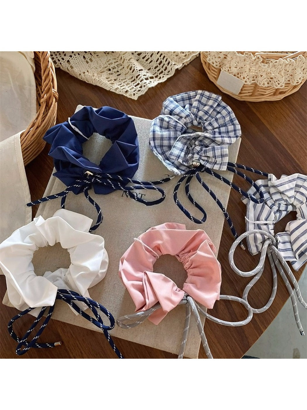 Gifty - Sweet Cord Bow Scrunchie