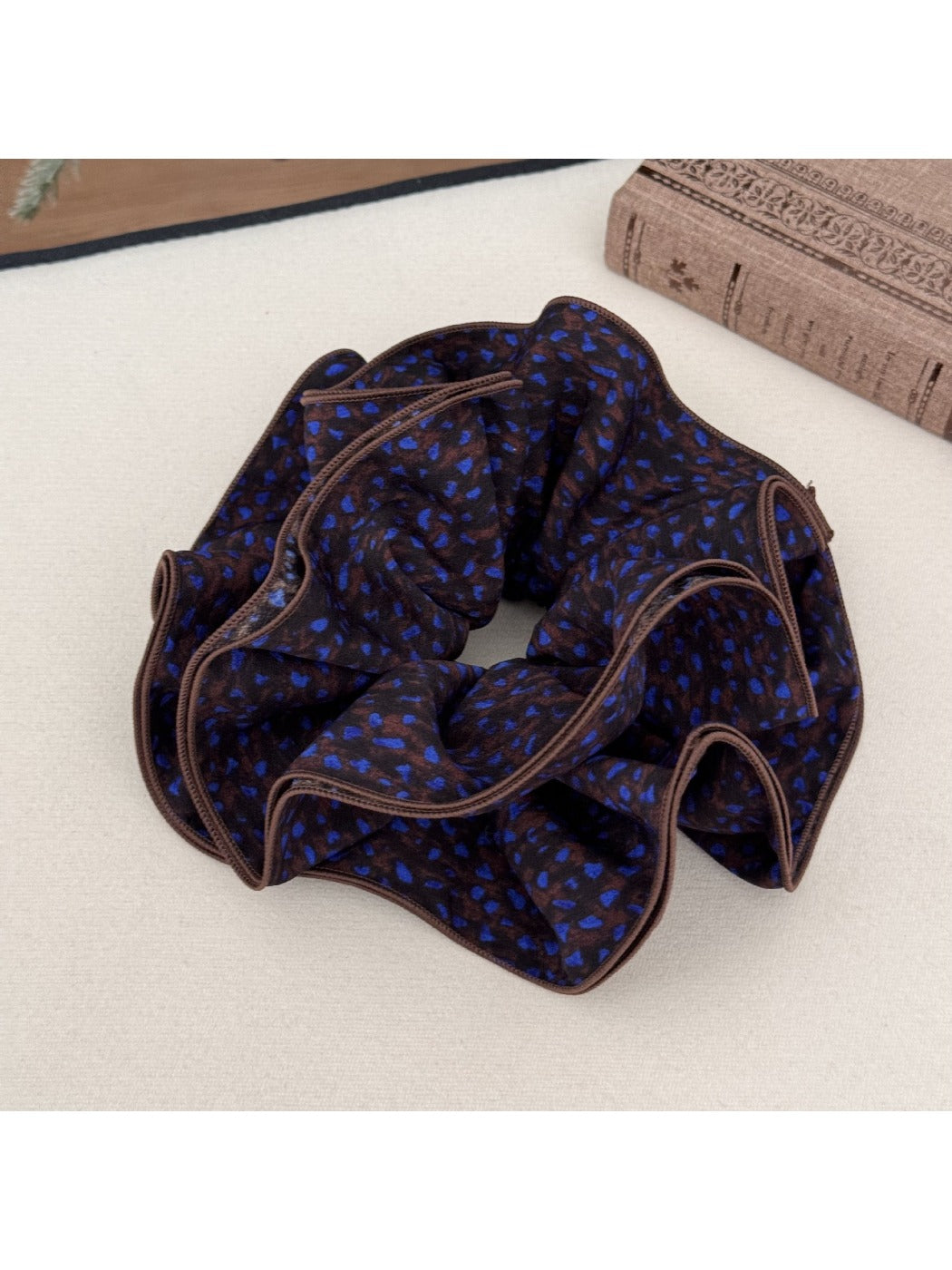 Gifty - Floral Dot Hair Tie