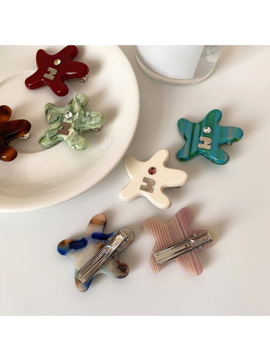 Beau - Adorable Starfish Shaped Hair Clip