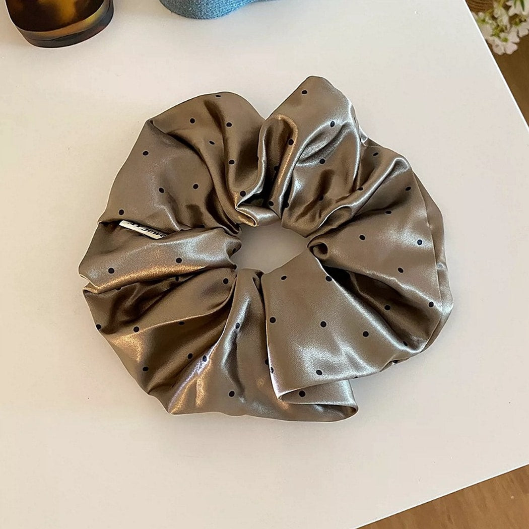Gifty - Simple Dot Print Fashion Commuter Scrunchie