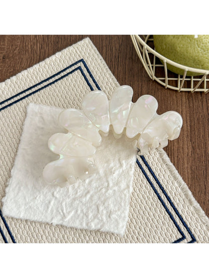 Beau - Elegant Petal Shaped Hair Claw Clip
