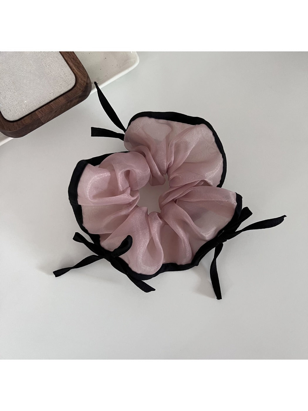 Gifty - Sweet Tulle Bow Scrunchie