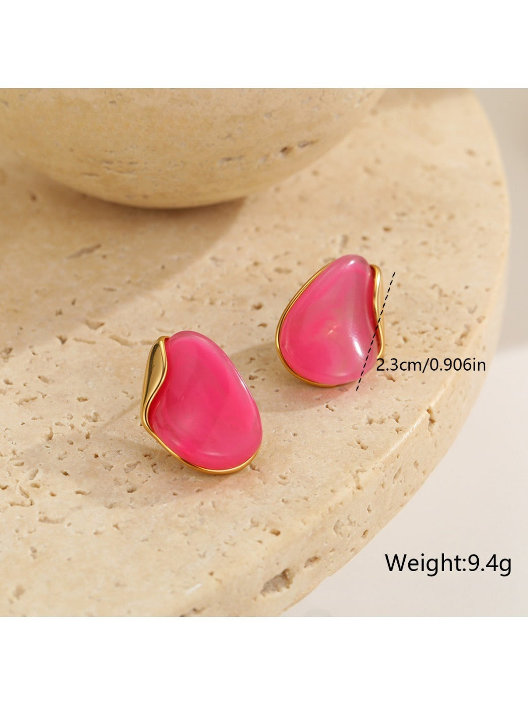 Earedge - Elegant Amber-Toned Earrings