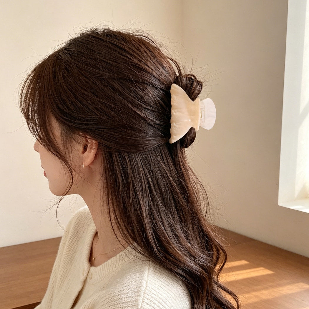 Beau - Muted Marble Textured Claw Clip