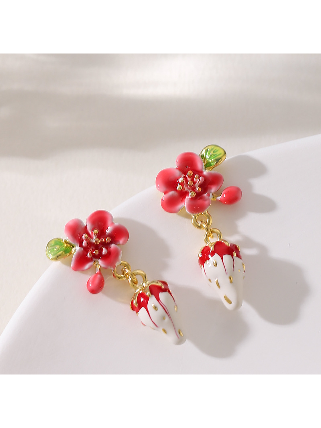 Earedge - Glossy Strawberry Floral Alloy Stud Earrings