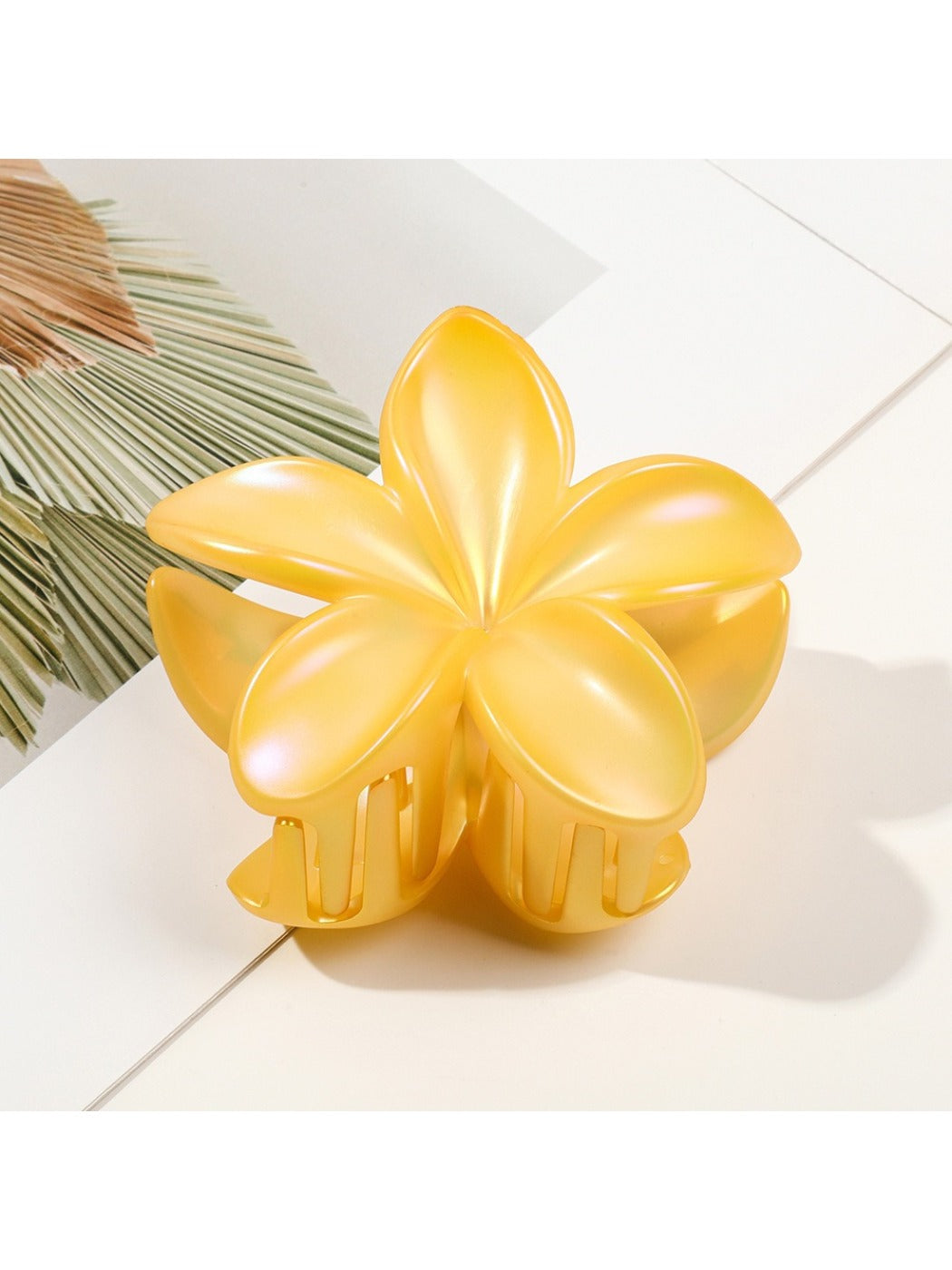 Beau - Elegant Plumeria Hair Claw Clip
