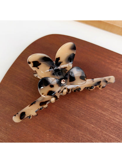Beau minimalist hair claw clip shown from back with visible hinge
