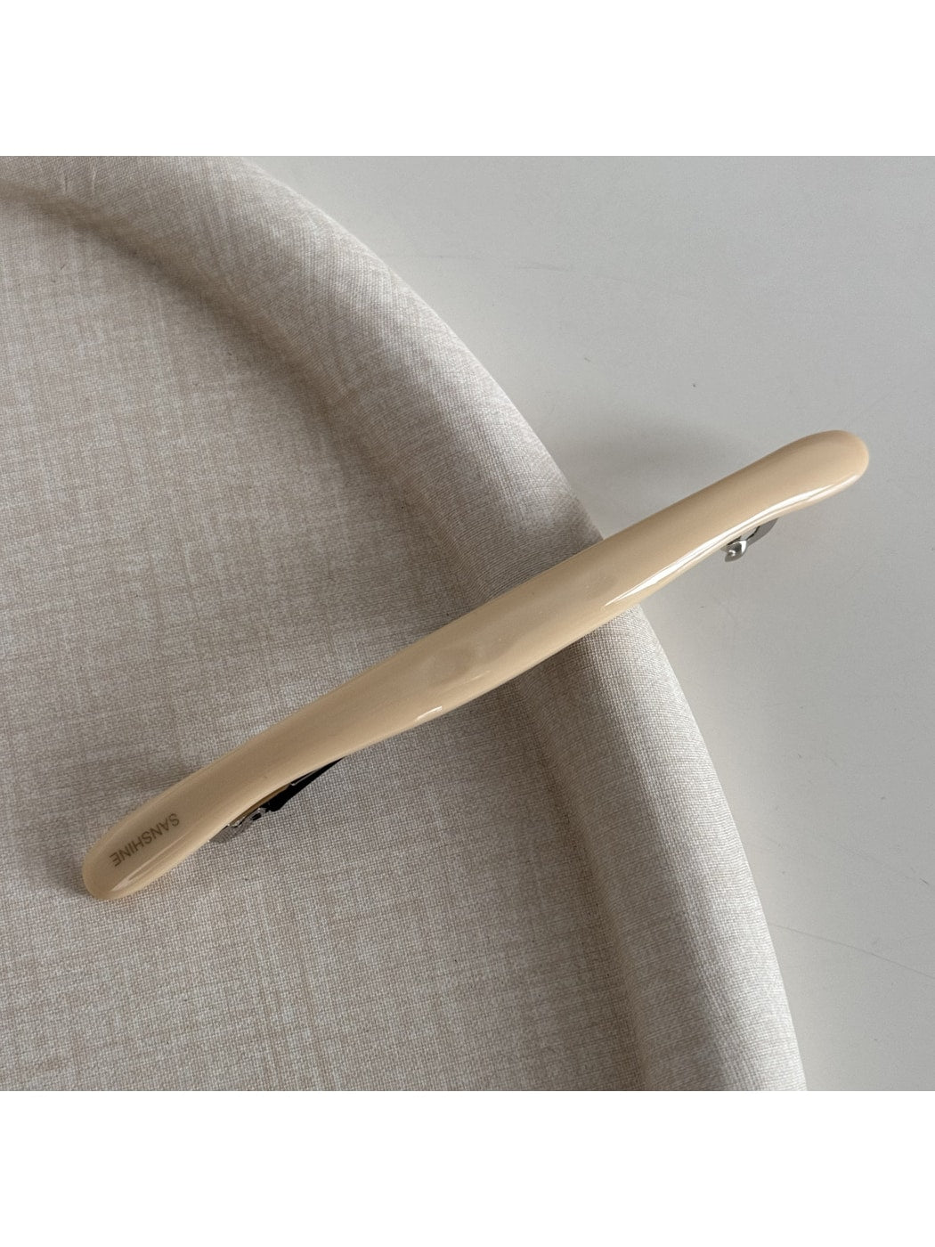 Beau - Slim Long Bar Spring Closure Hair Clip