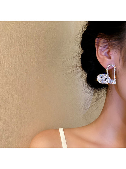 Earedge - Alloy Cluster Design Stud Earrings