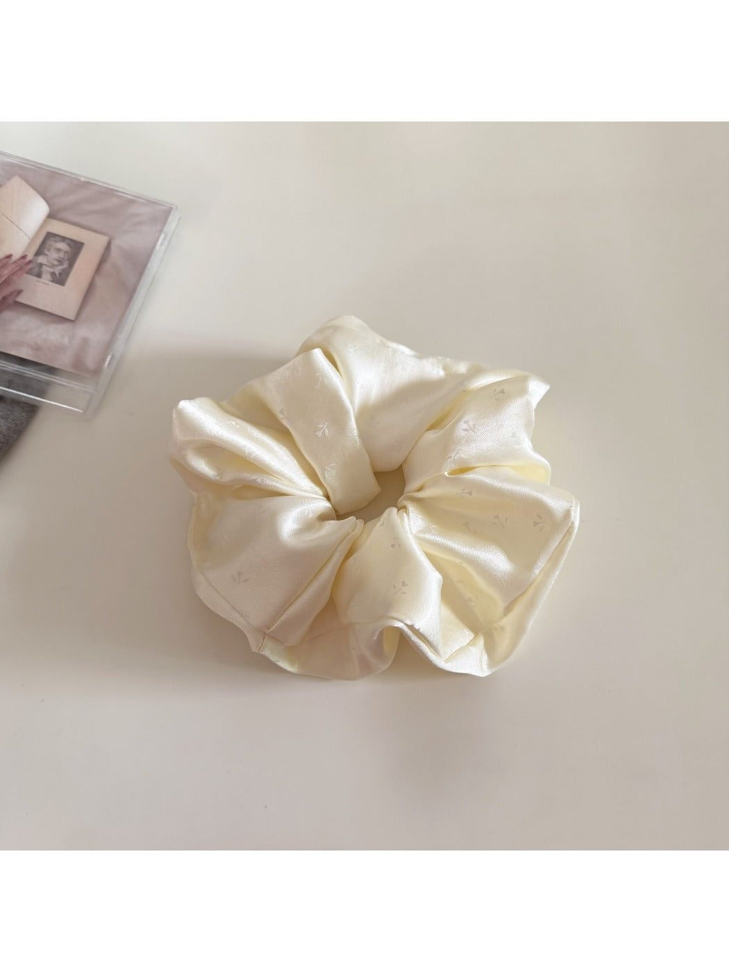 Gifty - Small Floral Satin Scrunchie