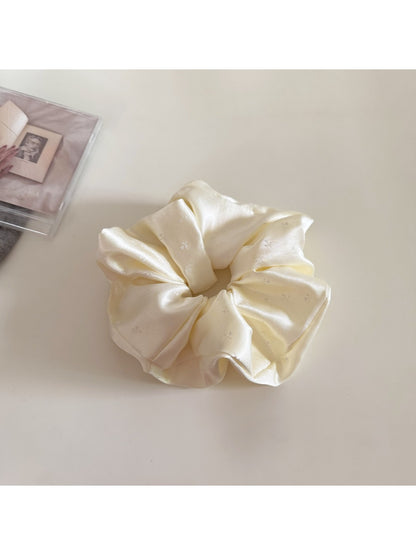 Gifty - Small Floral Satin Scrunchie