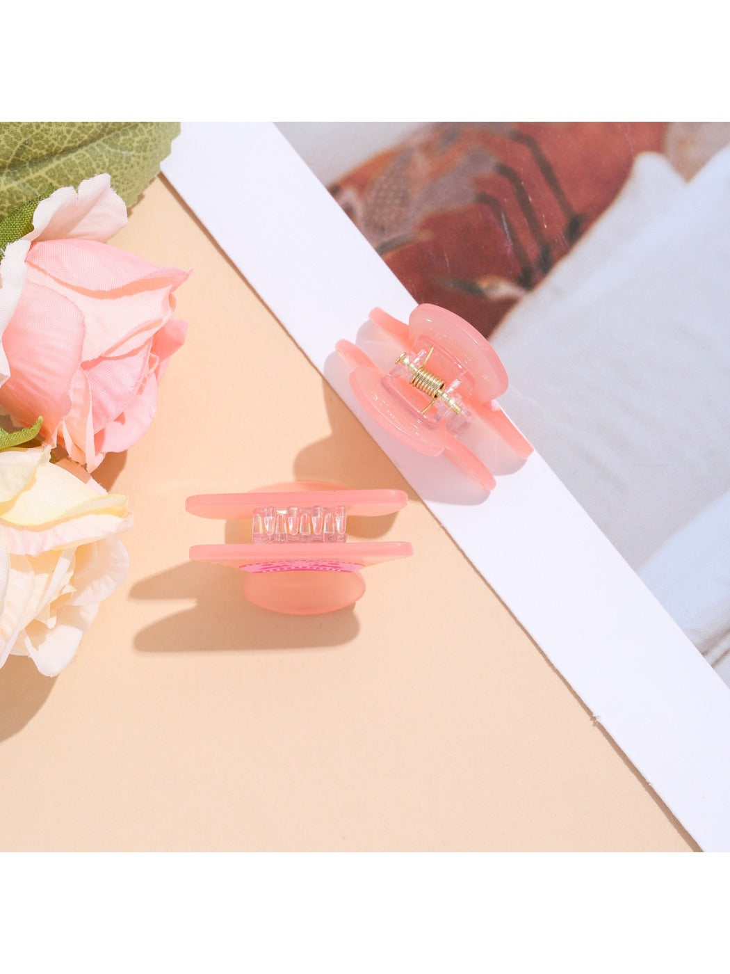 Beau - Pink Mini Triangular Hair Clip