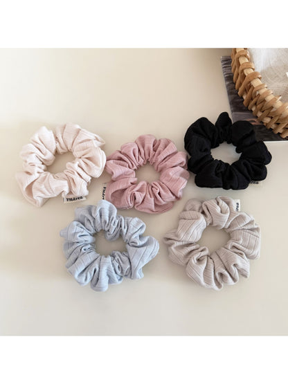 Gifty - Ribbed Knit Polyester Scrunchie