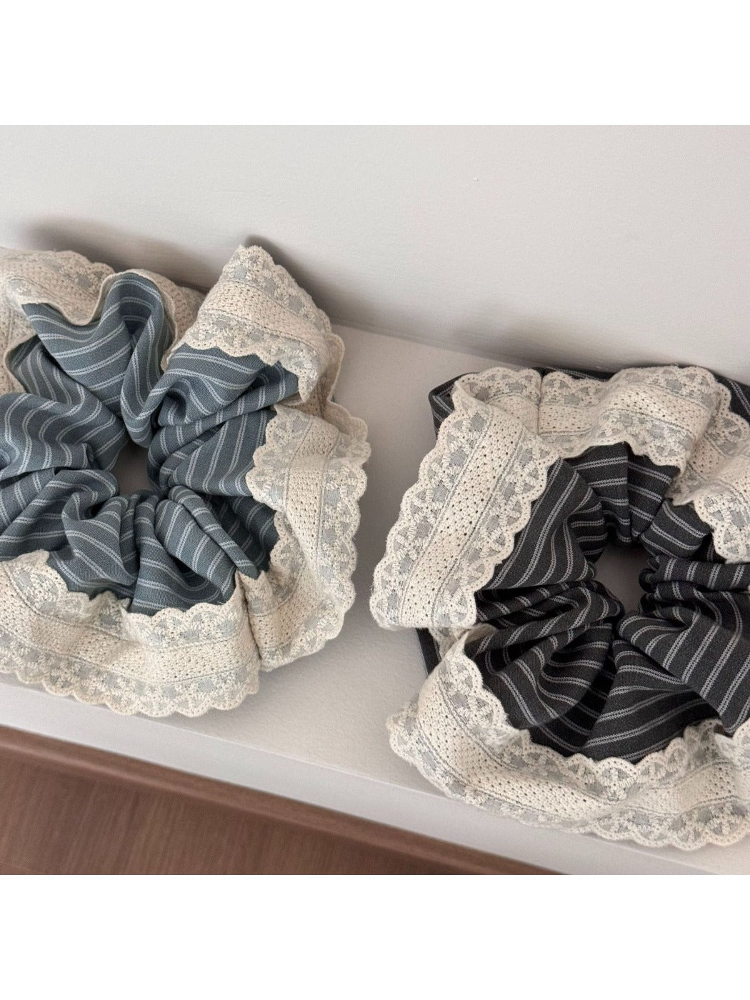 Gifty - Lace Trim Striped Scrunchie Hair Tie