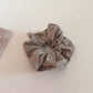 Gifty - Simple Plaid Vintage Scrunchie