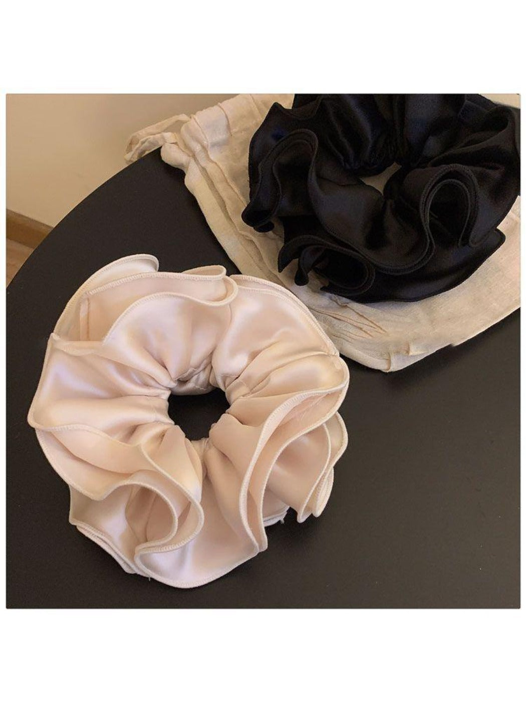 Gifty - Four Layer Wrinkled Hair Loop