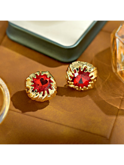 Earedge - Sophisticated Square Fashionable Earrings