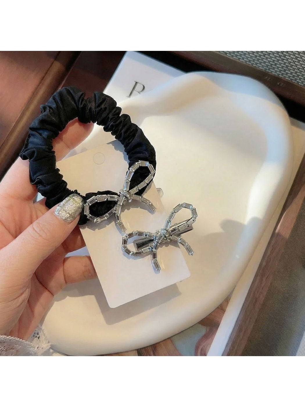 Gifty - Polyester Alloy Rhinestone Bow Hair Tie
