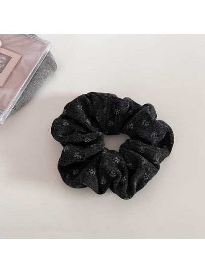 Gifty - Floral Knit Hair Scrunchie Hair Tie