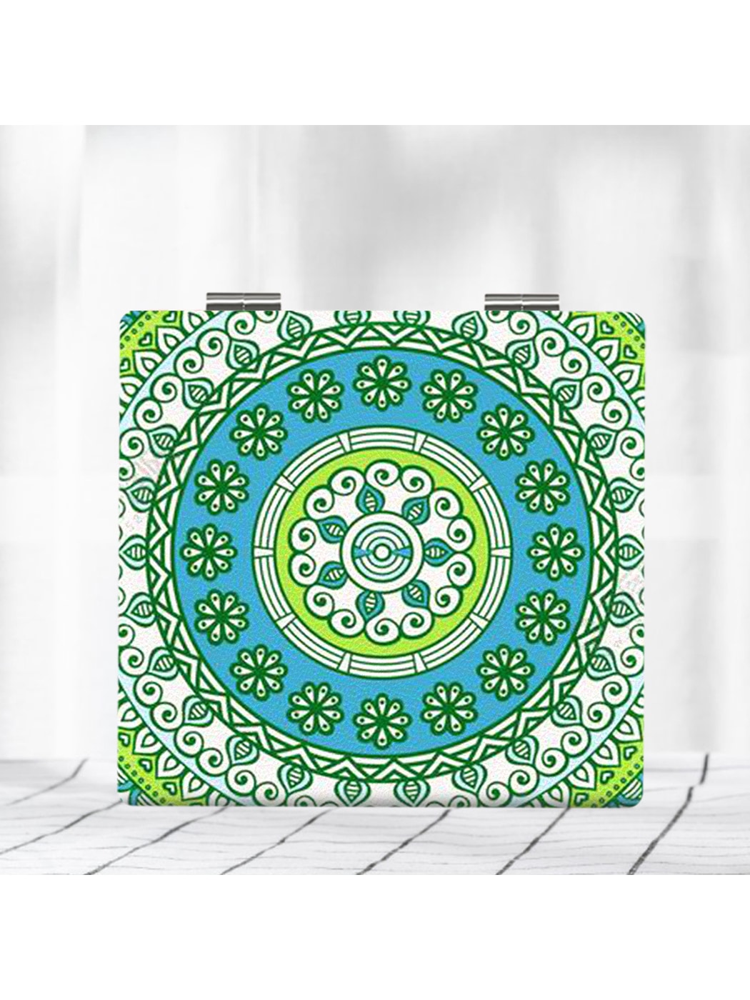 Mirroray - Totem Pattern Portable Folding Makeup Mirror