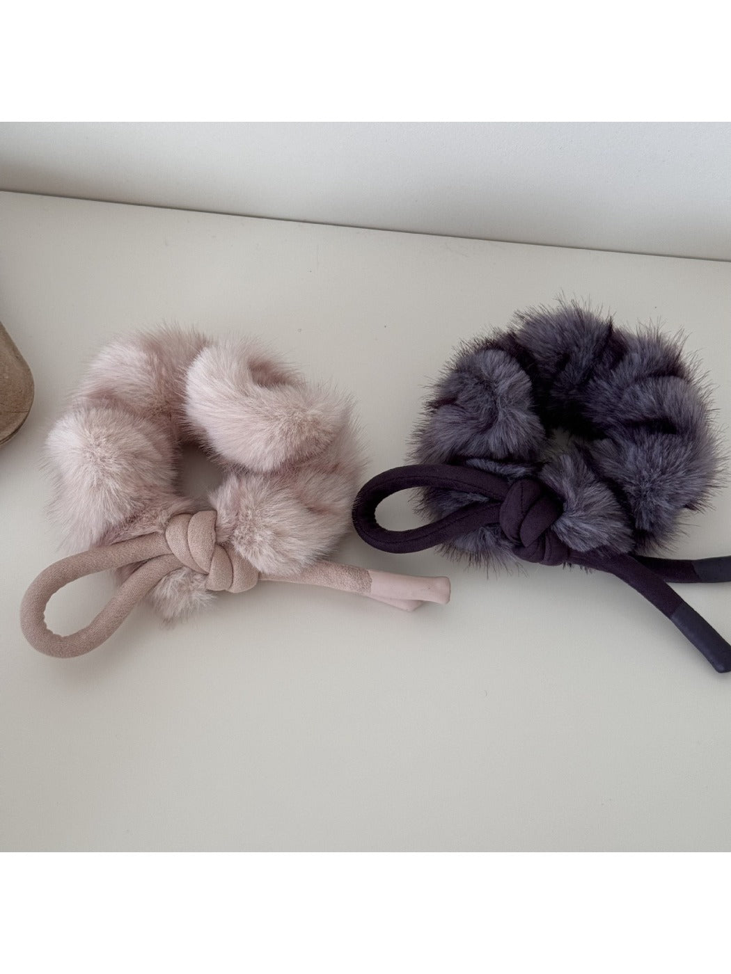 Gifty - Adorable Soft Plush Bow Hair Scrunchies
