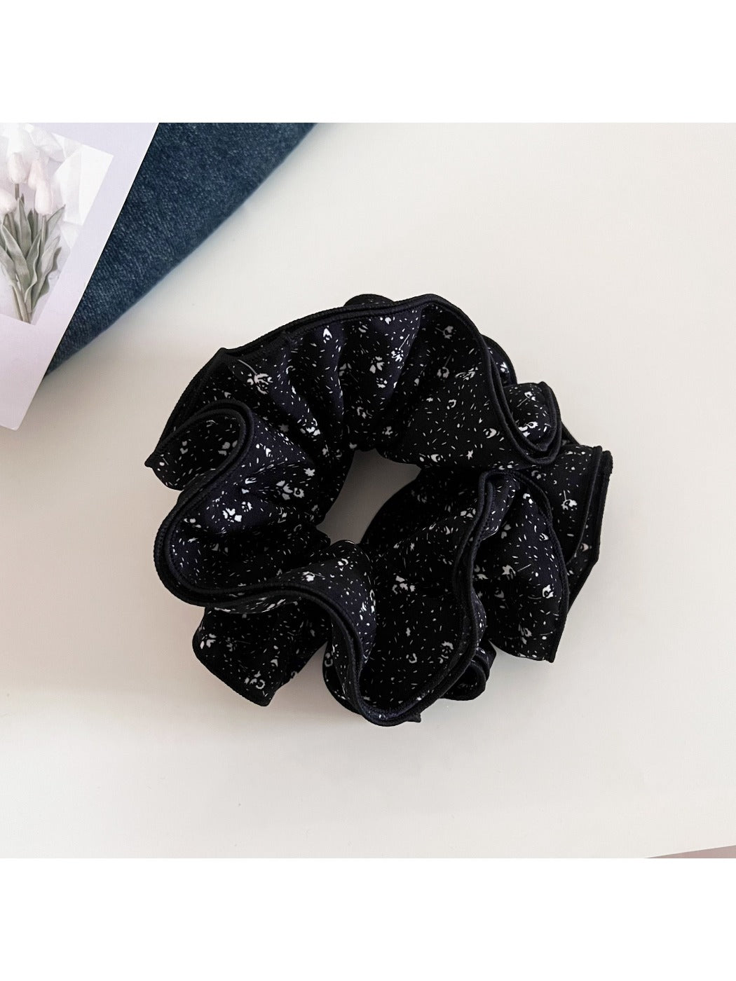 Gifty - Ruffled Edge Spiral-Shaped Hair Tie