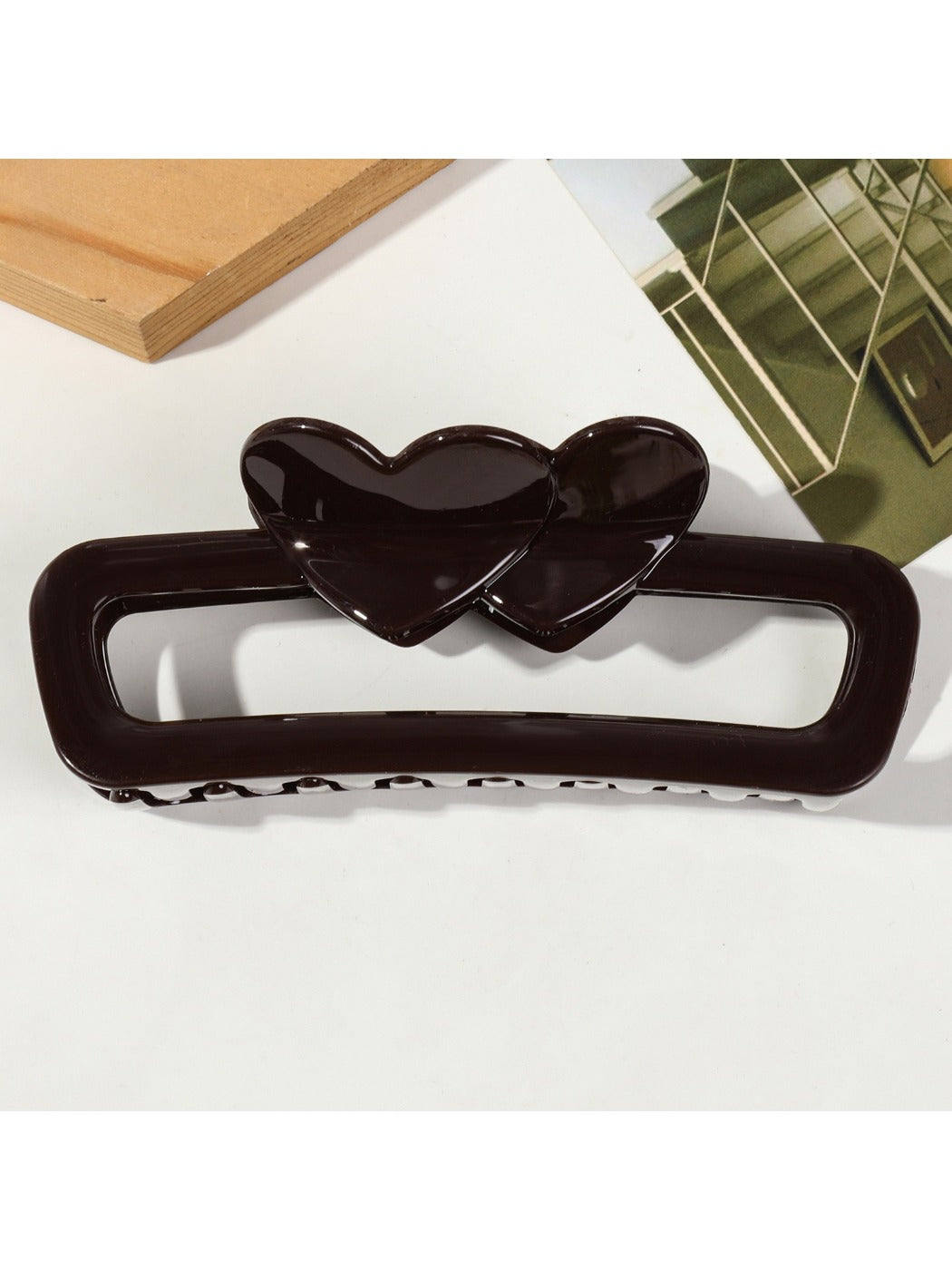 Beau - Hollow Heart Hair Claw Clip