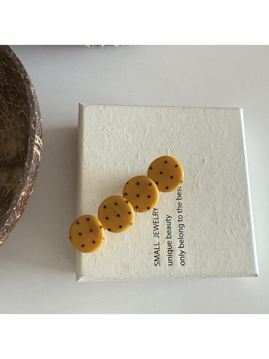 Beau - Polka Dot Acrylic Side Bangs Hair Clip