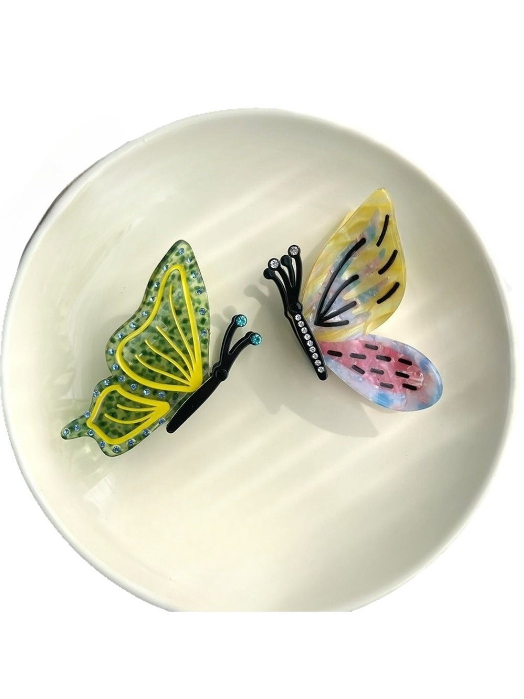 Beau - Polka Dot 3D Butterfly Hair Clip