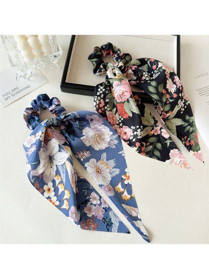 Gifty - Satin Printed Triangle Scrunchie