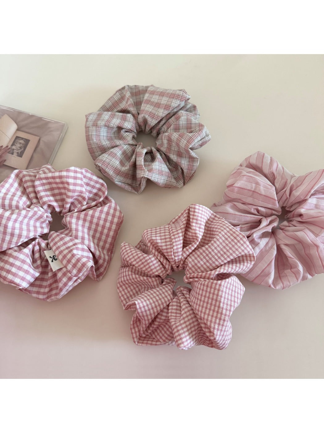 Gifty - Simple Plaid Cute Scrunchie