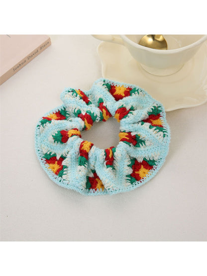 Gifty - Chunky Knit Scrunchie with Floral Design Hair Ties