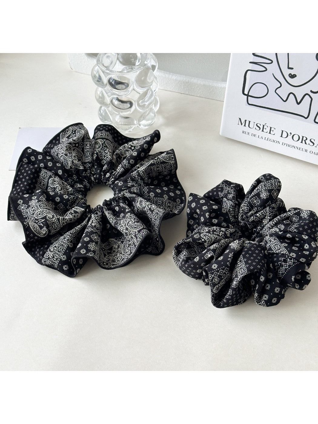 Gifty - Cashew Flower Scrunchie Extra Large