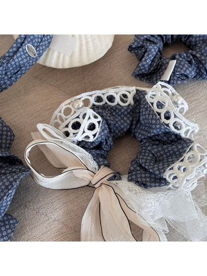 Gifty - Small Floral Print Scrunchie and Headband