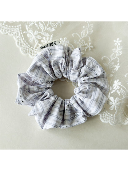 Gifty - Chic Plaid Scrunchie Hair Tie
