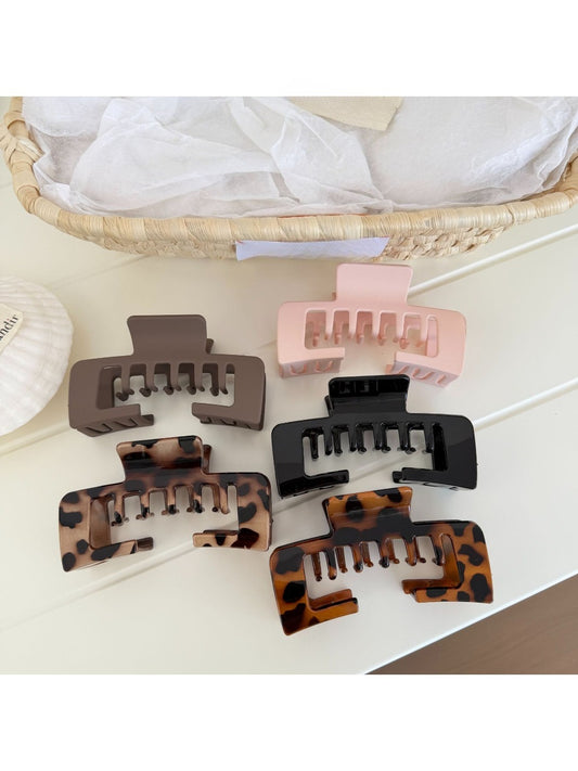 Beau - Geometric Square Cutout Plastic Claw Clip