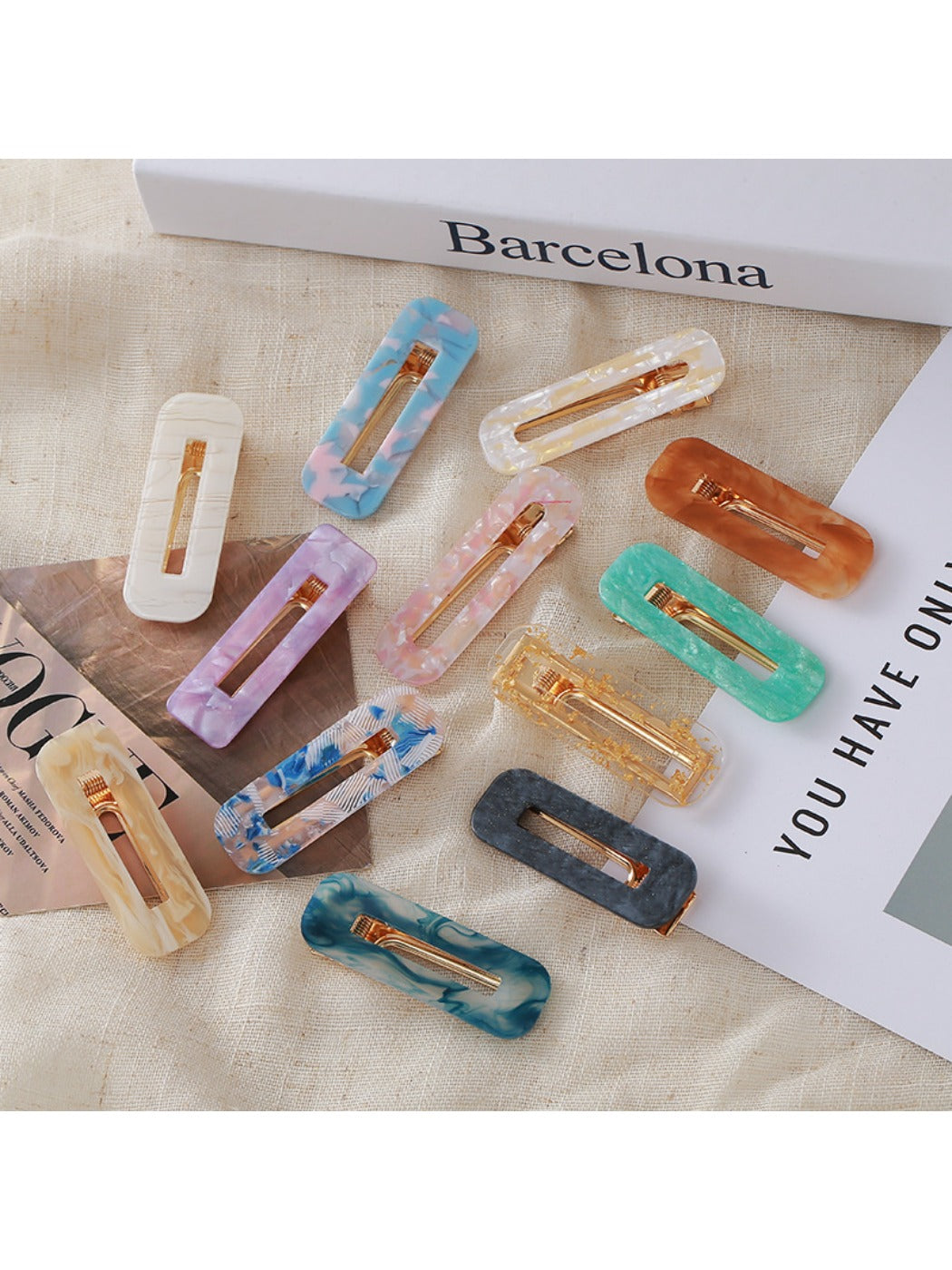 Beau - Hollowed Out Square Hair Clip
