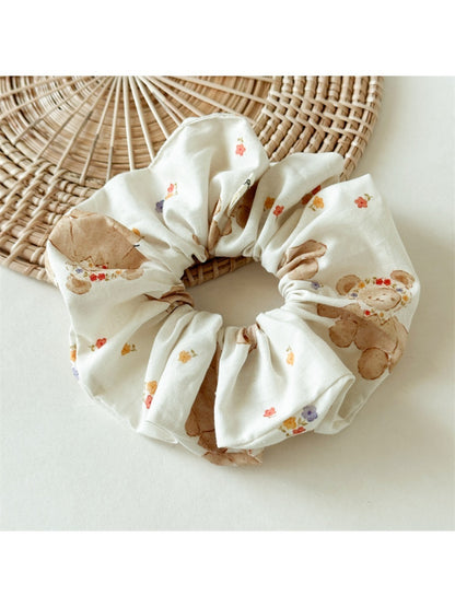 Gifty - Sweet Floral Print Scrunchie