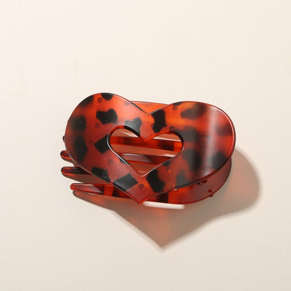 Beau - Heart Cutout Matte Hair Clip