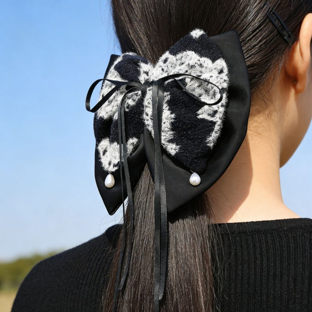 Beau - Vintage Two Tone Bow Claw Clip