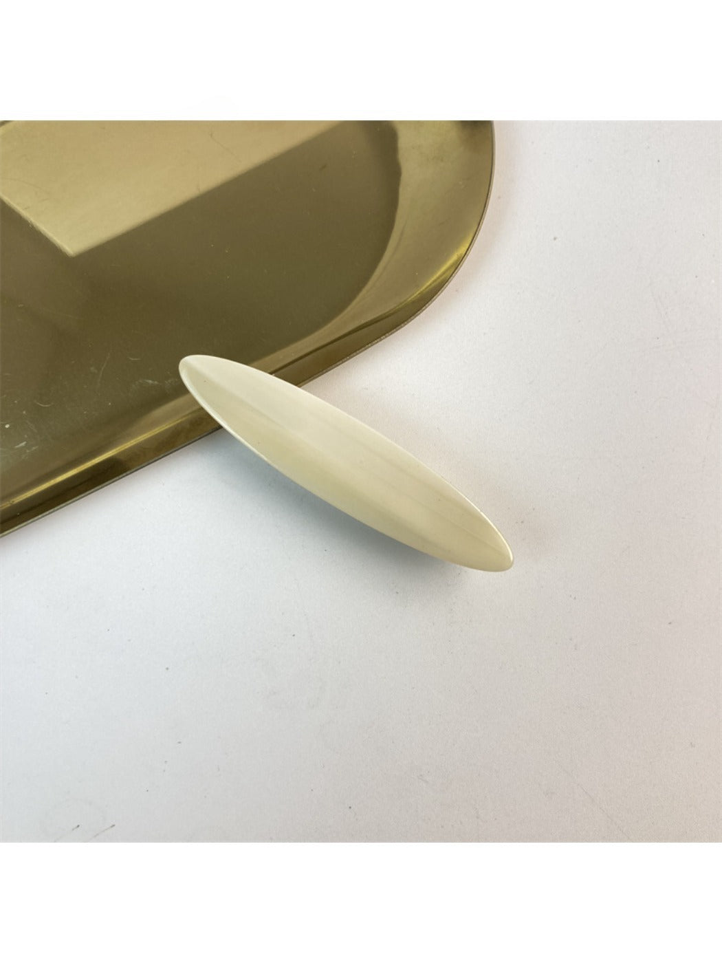 Beau - Willow Leaf-Shaped Hair Clip