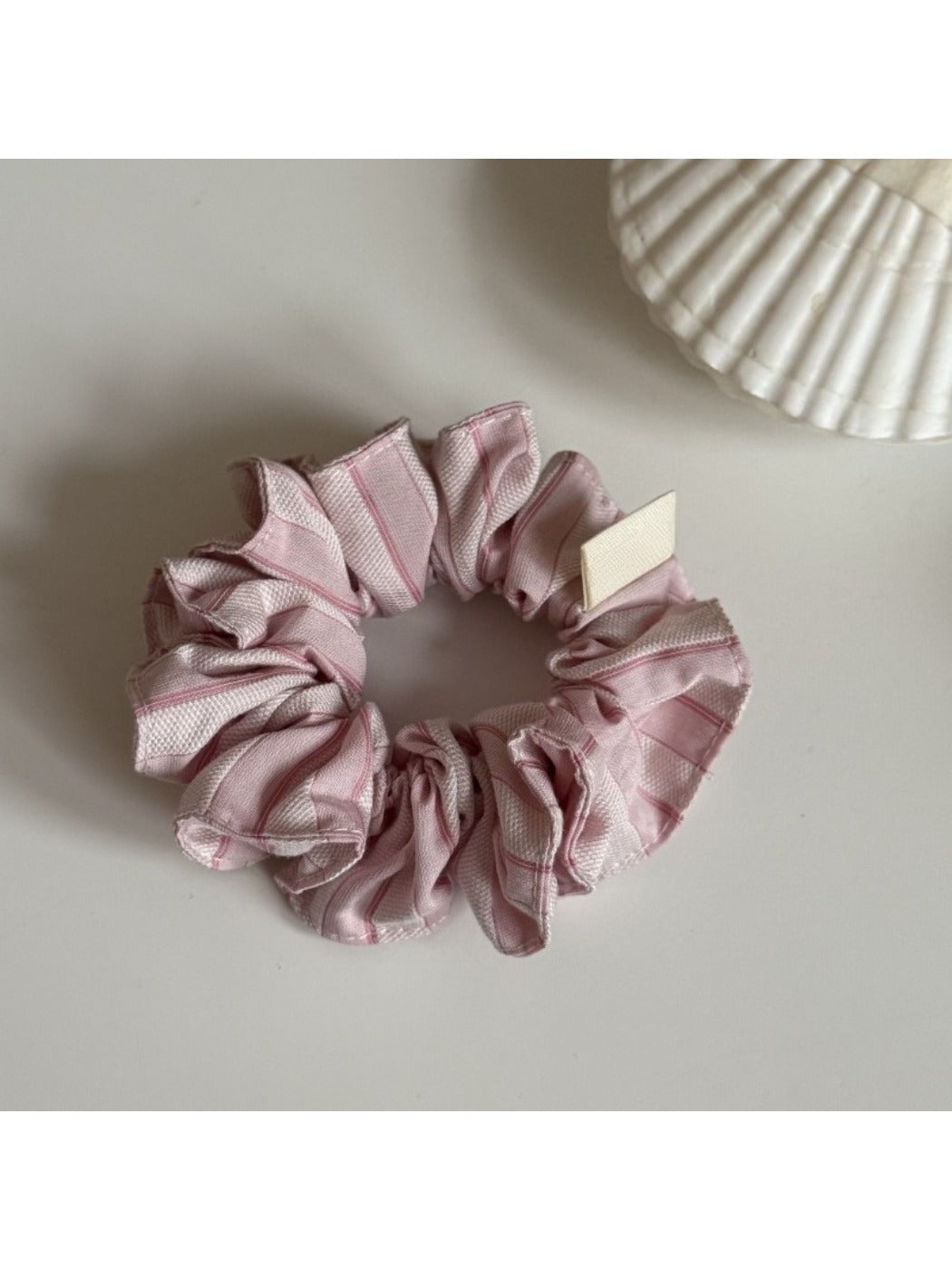 Gifty - Dainty Pink Plaid Scrunchie