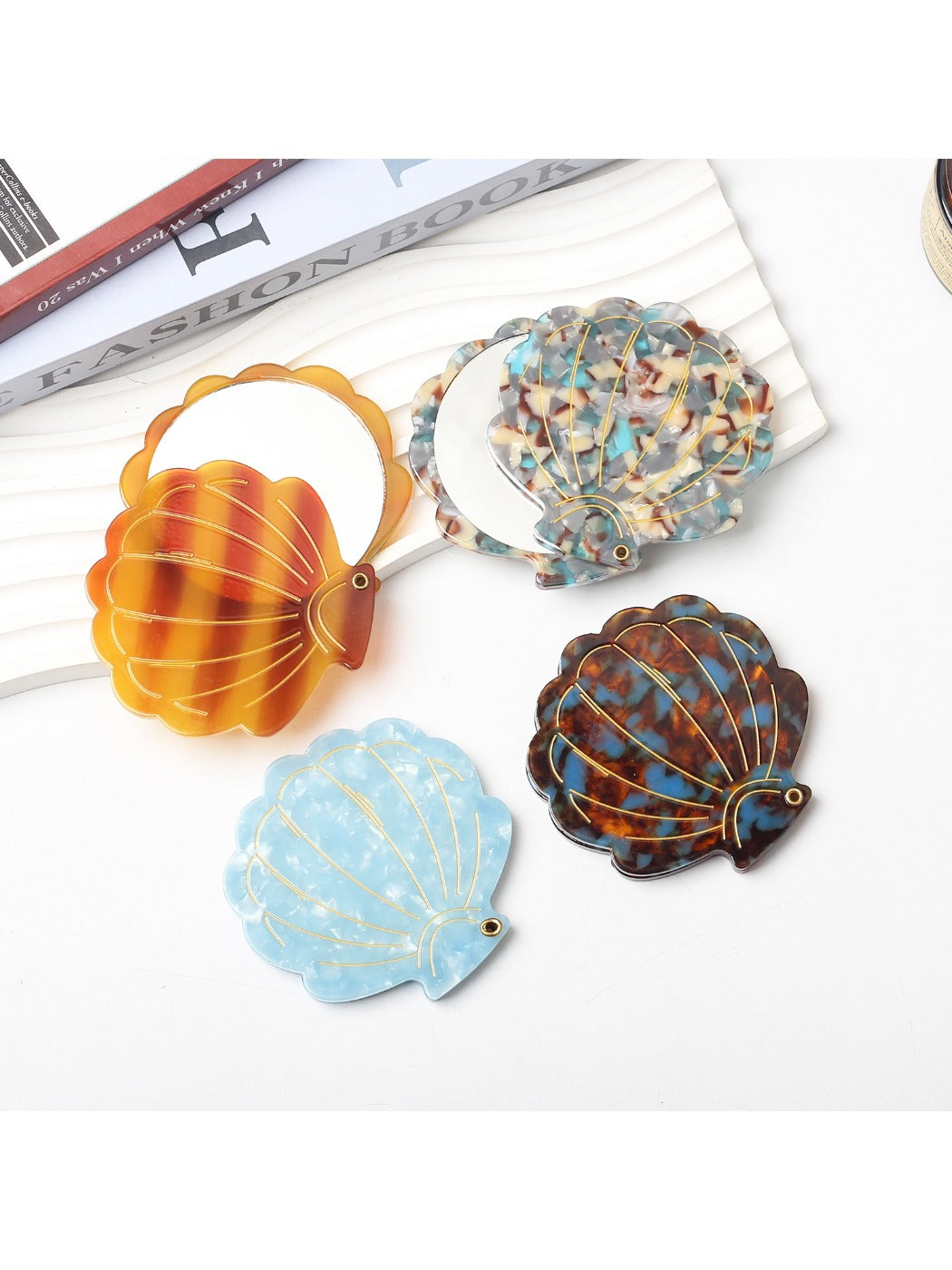 Mirroray - Seashell-shaped Acetate Mirror