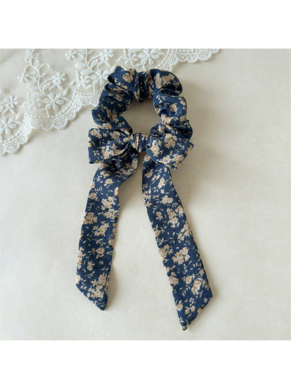 Gifty - Spring Inspired Bow Scrunchie