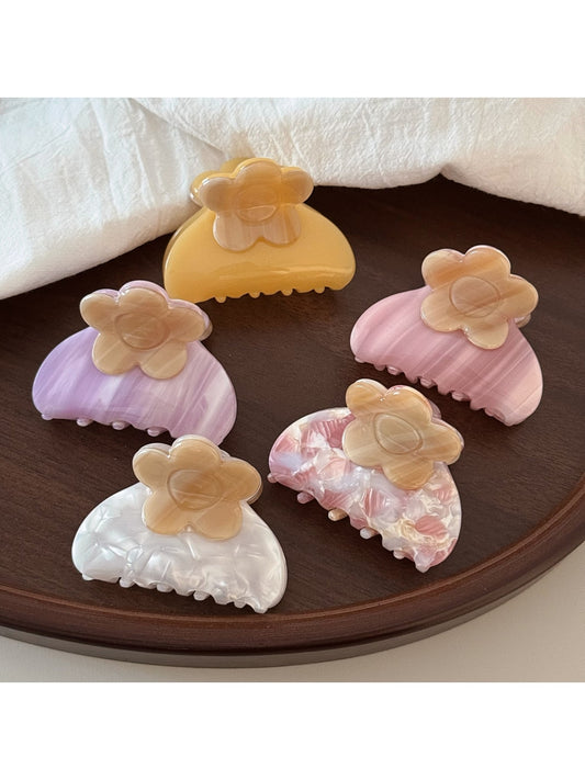 Beau - Flower Fan Shape Acetate Claw Clip