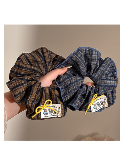 Gifty - Elegant Bow Checkered Scrunchie