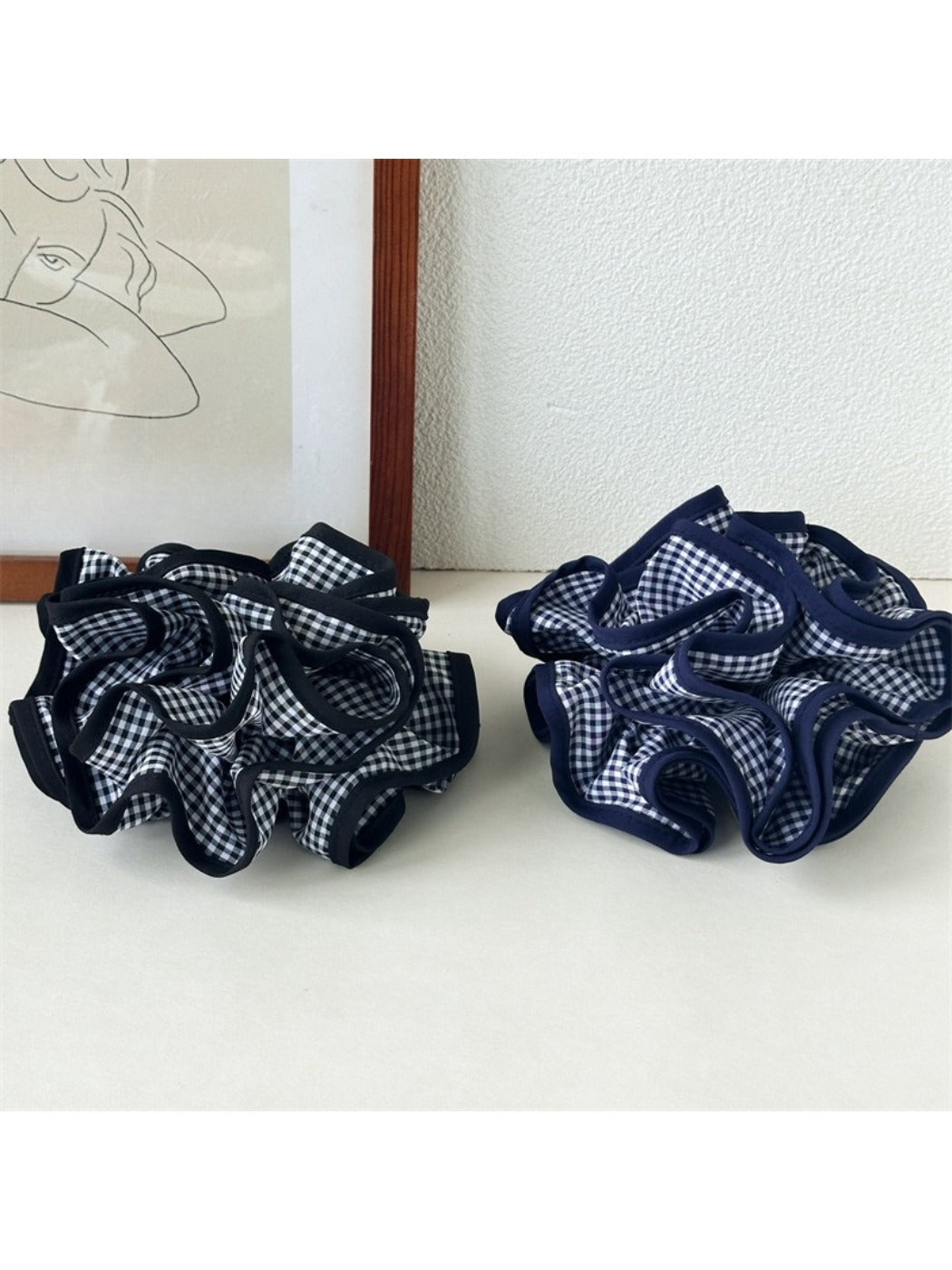 Gifty - 4 Layer Plaid Scrunchie Hair Tie