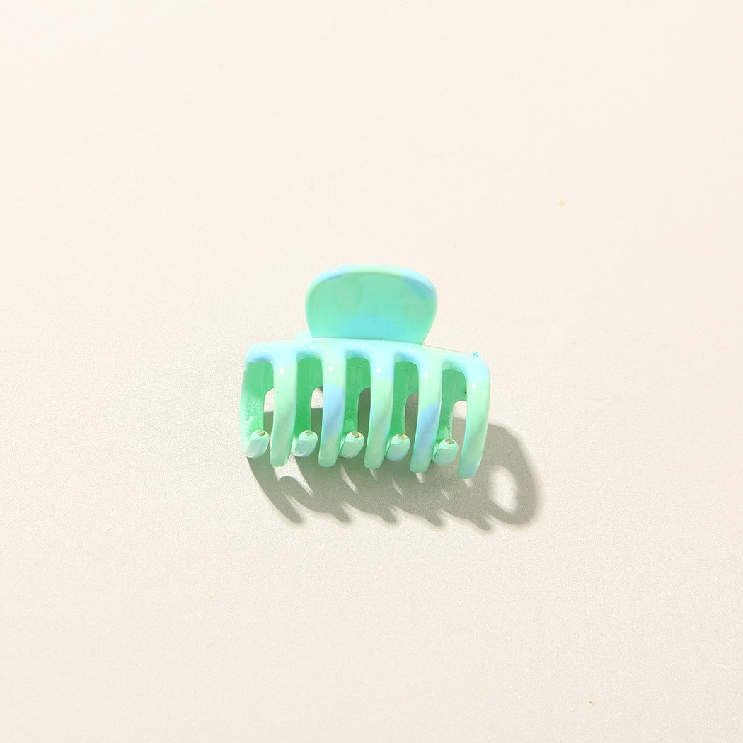 Beau - Cute Glossy Bangs and Flyaway Claw Clip