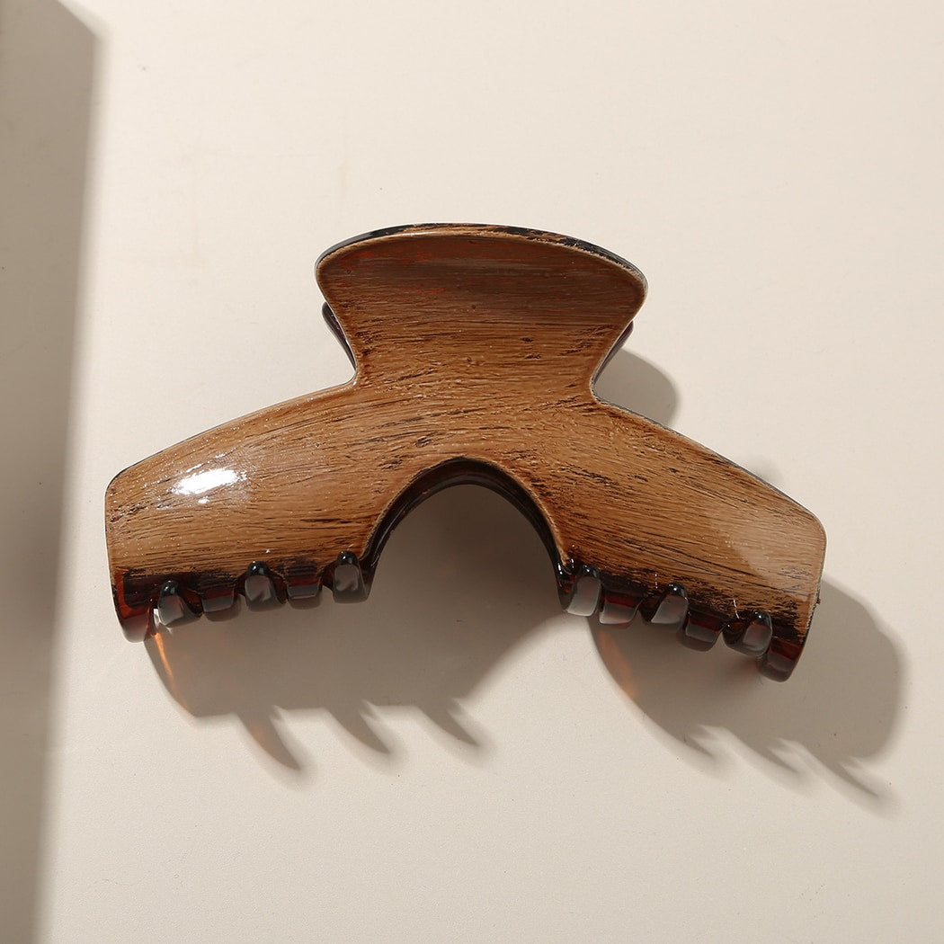 Beau - Glossy PS Curved Hollow Design Claw Clip
